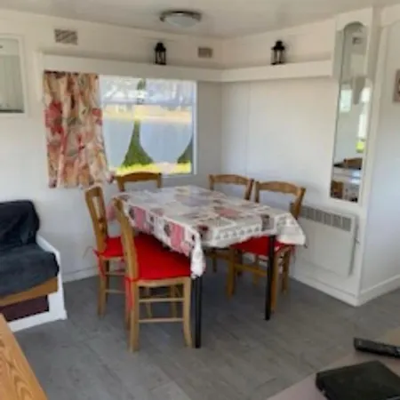 Mobilhome 4 Personnes Empl40